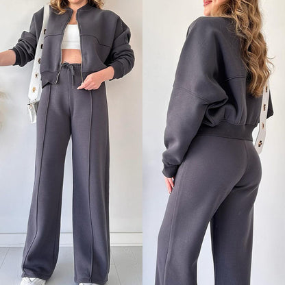 Veste courte zippée à col montant et pantalon décontracté