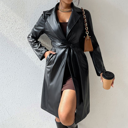 Manteau en cuir élégant et tendance