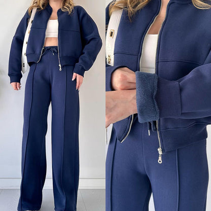 Veste courte zippée à col montant et pantalon décontracté